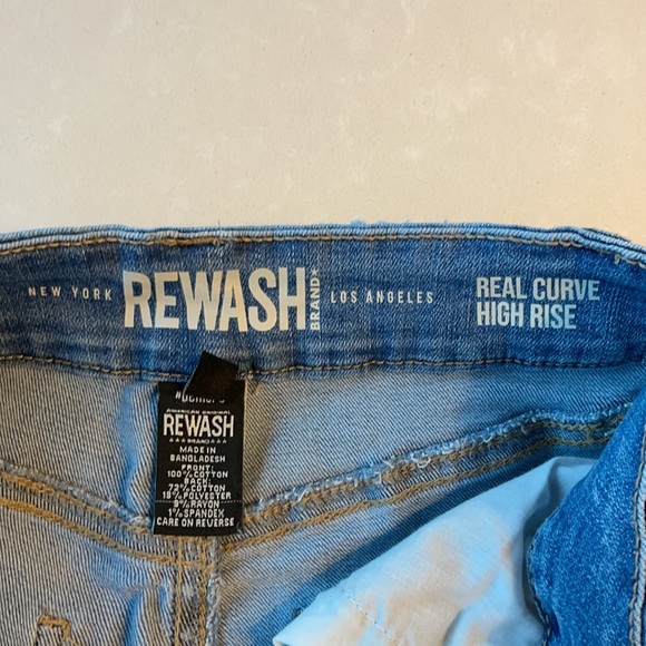 Rewash Shorts Like New Size 25 - Picture 3 of 4